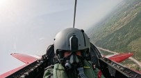 Hava Kuvvetleri Komutani Orgeneral Kadioglu HÜRJET Ile Uçus Gerçeklestirdi