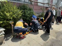 Temizlik Yaparken 5 Metre Yükseklikten Beton Zemine Düstü