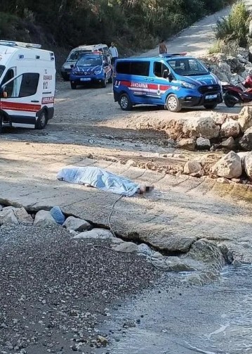 Antalya'da acı olay! Kızının yardım çığlıklarına koştu