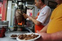 2 Asirdir Ayni Usulle Döner Kesen Ustalardan Büyük Iddia Açiklamasi 'Döner Kastamonu'nun'