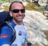 Kayaliklardan Düsen Kusadali Dagci Hayatini Kaybetti