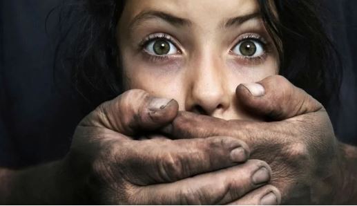 Tacizci ev sahibi 14 yaşındaki Elif’e kabusu yaşattı: Arabada bacaklarından tutup...