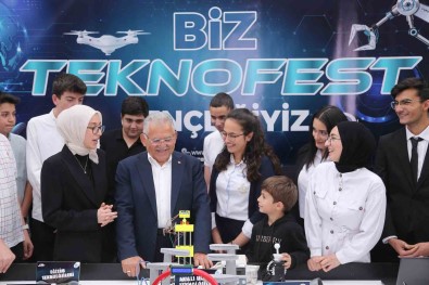 KAYMEK'ten Coskulu Yil Sonu Programi