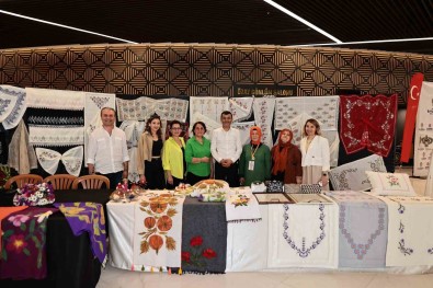 El Sanatlari Sergisi 30 Mayis'ta Kapilarini Kapatiyor