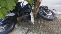 Kontrolden Çikan Motosiklet Agaca Çarpti Açiklamasi Sürücü Hayatini Kaybetti