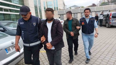 Samsun'da 5 Kaçak Göçmen Ele Geçirildi Açiklamasi 2 Göçmen Kaçakçisi Yakalandi