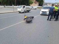 Alanya'da Iki Motosiklet Çarpisti; 1 Yarali