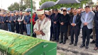 Diyaliz Tedavisinin Ardindan Rahatsizlanarak Sevk Edildigi Antalya'da Hayatini Kaybeden Ikinci Hasta Da Topraga Verildi Haberi