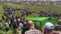 Yüksekova'nin Ilk Ögretmenlerinden Fikret Yasar Gözyaslari Arasinda Topraga Verildi