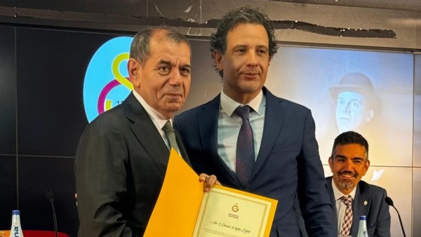Dursun Özbek göreve başlıyor! Mazbata alındı