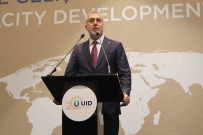 Bakan Isikhan'dan Yurt Disinda Yasayan Türk Vatandaslarina Müjde Haberi