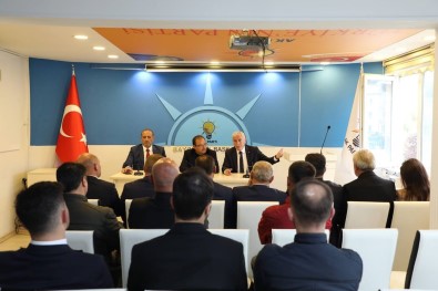 Baskan Memis Yerel Yönetimler Degerlendirme Ve Istisare Toplantisina Katildi