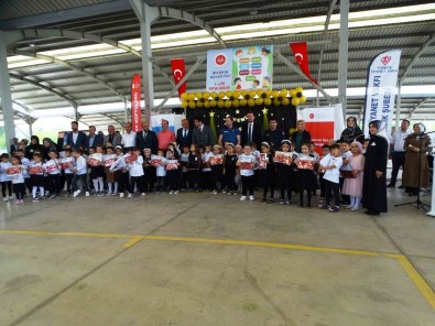 Hisarcik'ta 4-6 Yas Kur'an Kursu Ögrencilerinden Program