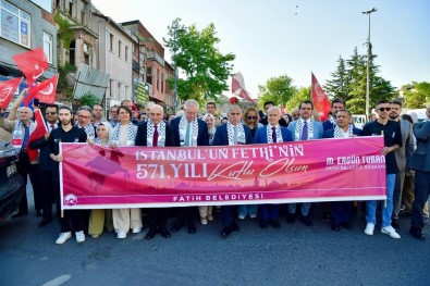 Istanbul'un Fethinin 571'Inci Yili Fatih'te Coskuyla Kutlandi