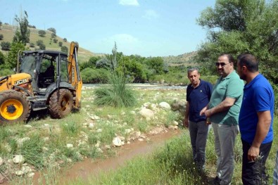 Siirt'te Köy Yollarinda Çalisan Personele Denetleme