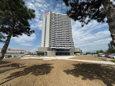 Çorum'da Belediye 5 Yeni Park Yapiyor