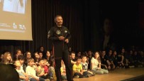 Türkiye'nin Ilk Astronotu Gezeravci Yalova'da Ögrencilerle Bulustu Haberi