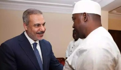 Hakan Fidan Gambiya'ya gitti