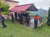 Kaybolan Yasli Adam 20 Saat Sonra Sag Bulundu