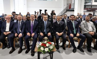 Sanayi ve Teknoloji Bakanı Kacır: Güneş paneli üretim kabiliyetimizi bir adım öteye taşıyoruz