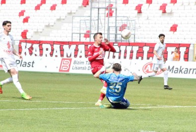 TFF 2. Lig Açiklamasi Karaman FK Açiklamasi 1 - Somaspor Açiklamasi 4