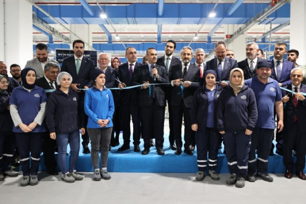 Sanayi ve Teknoloji Bakanı Kacır: Güneş paneli üretim kabiliyetimizi bir adım öteye taşıyoruz