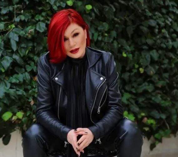 O şarkıcı Emel Müftüoğlu'nun kızı çıktı!