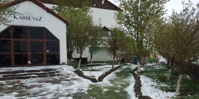 Aksaray'da Yüksek Kesimlere Kar Yagdi
