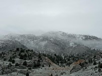 Kahramanmaras'ta Yüksek Kesimlere Kar Yagdi
