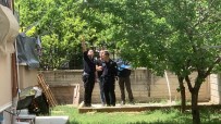 Karaman'da Balkondan Düsen 2 Yasindaki Çocuk Agir Yaralandi Haberi