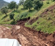 Siirt'te Heyelan Nedeniyle Kapanan Yollar Ulasima Açildi