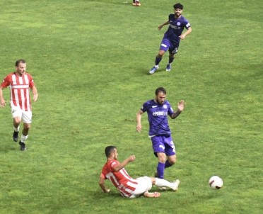 TFF 3. Lig Play-Off Açiklamasi 52 Orduspor FK Açiklamasi 1 - Ayvalikgücü Belediyespor Açiklamasi 1