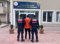 Uyusturucu Satma Suçundan Aranan Sahis Yol Kontrolünde Yakalandi