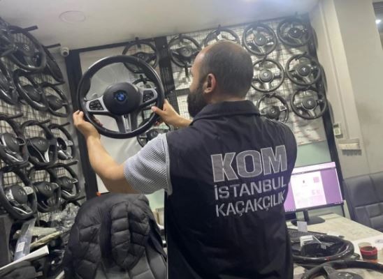 İstanbul'da kaçak oto yedek parçası operasyonu: Değeri 90 milyon lira