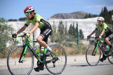 Bisiklet Türkiye Kupasi Heyecani Denizli'de Yasandi