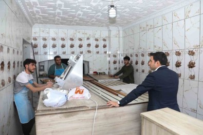 Genç Kaymakami Güzel Açiklamasi ''Kapimiz Esnafimiza Her Zaman Açik'