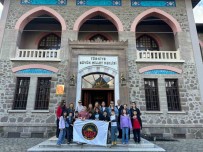GKV Özel Ilkokulu Ögrencileri Ankara'yi Mercek Altina Aldi