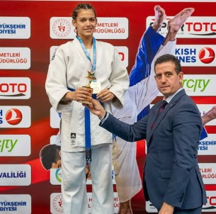 Manisali Judocu Hira Kilkis, Türkiye Sampiyonu Oldu