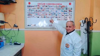 Müsterilerinin Anisini Berber Dükkaninda Yasatiyor