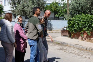 Turgutlu'da Ev Yangini Açiklamasi 1'I Agir 5 Yarali