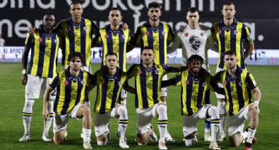 Fenerbahçe'de yaprak dökümü: 15 futbolcuyla yollar ayrılıyor
