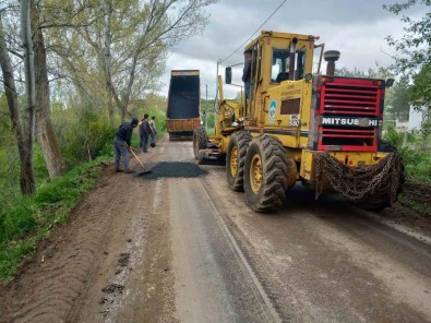 Büyüksehir 2024 Yilinda Da Pinarbasi'ya 'Kirsal' Yatirimlarini Sürdürüyor