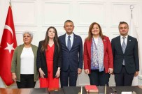 CHP Genel Baskani Özel, Afyonkarahisar Belediyesini Ziyaret Etti Haberi