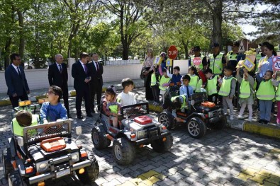 Karaman'da 'Karayolu Trafik Güvenligi Ve Karayolu Trafik Haftasi' Etkinlikleri