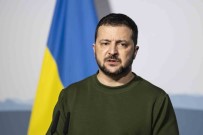 Suikast Iddialarinin Ardindan Zelenskiy, Ukrayna Devlet Güvenlik Dairesi Baskani'ni Görevden Aldi