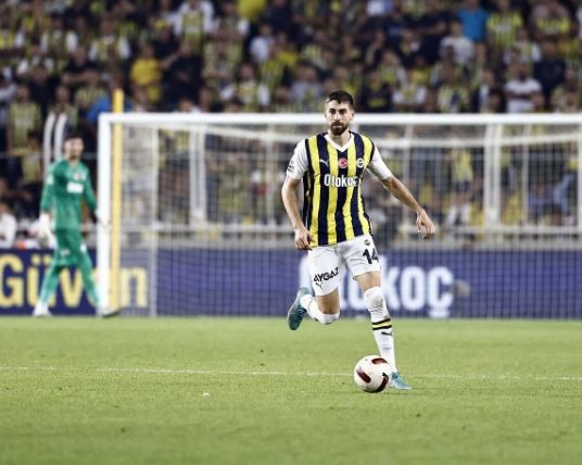 Fenerbahçe'de veda kararı! Deneyimli futbolcu ayrılacak