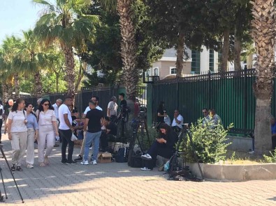 Aralarinda Belediye Baskaninin Da Bulundugu 12 Kisinin Yargilandigi Teleferik Kazasinin Ilk Durusmasi Basladi.