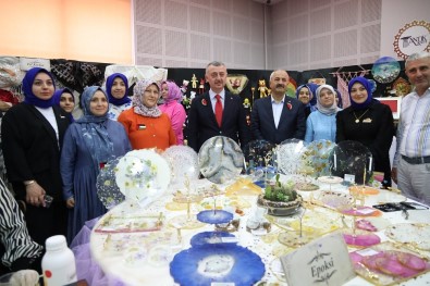 Bu Merkezde 500 Bin Kadin Egitim Aldi