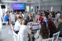 Mersin'de 'Kadin Çalistayi' Gerçeklestirildi