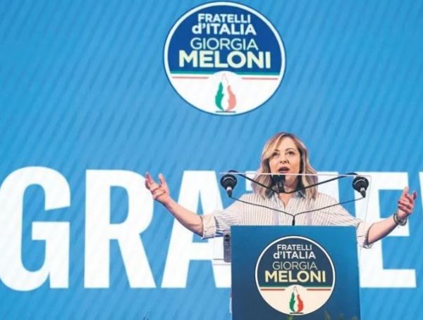 Avrupa’da sertleşme dönemi! Aşırı sağın yükselişi hükümetleri salladı